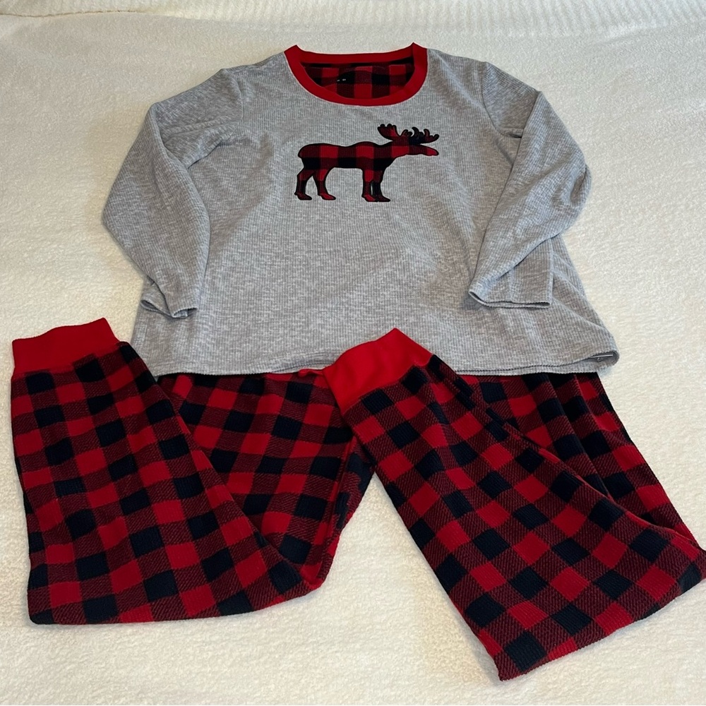Eddie Bauer Unisex Holiday Moose Red & Black Plaid Lounge Pajama Set - Size M